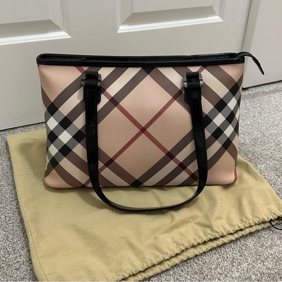 Burberry Nova Check Tote Bag - Picture 4 of 16